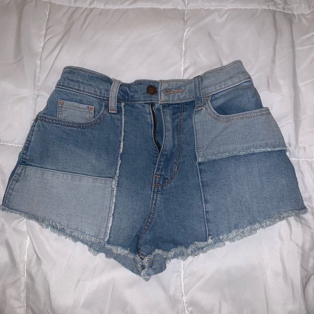 Hollister jean shorts